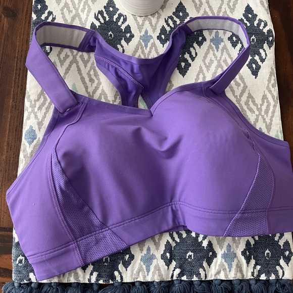 Brooks Intimates & Sleepwear Brooks Juno Moving Comfort High Impact